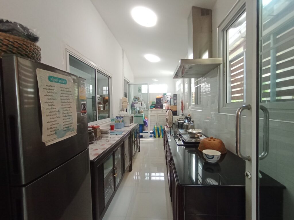 LINE_ALBUM_ปรีชาหนามแดง_๒๓๑๒๐๗_40