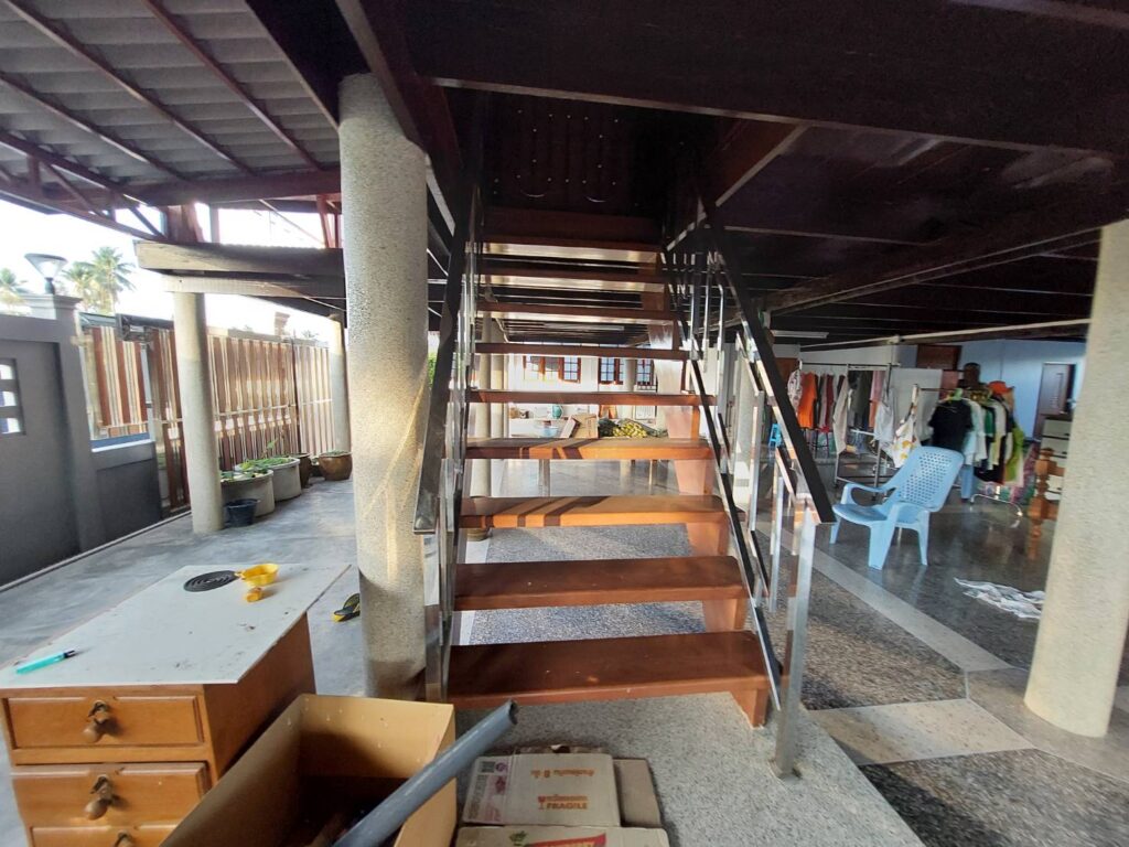 158128_0
