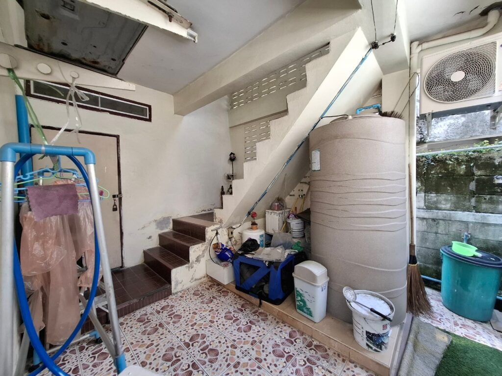 LINE_ALBUM_พระโขนง_240927_17