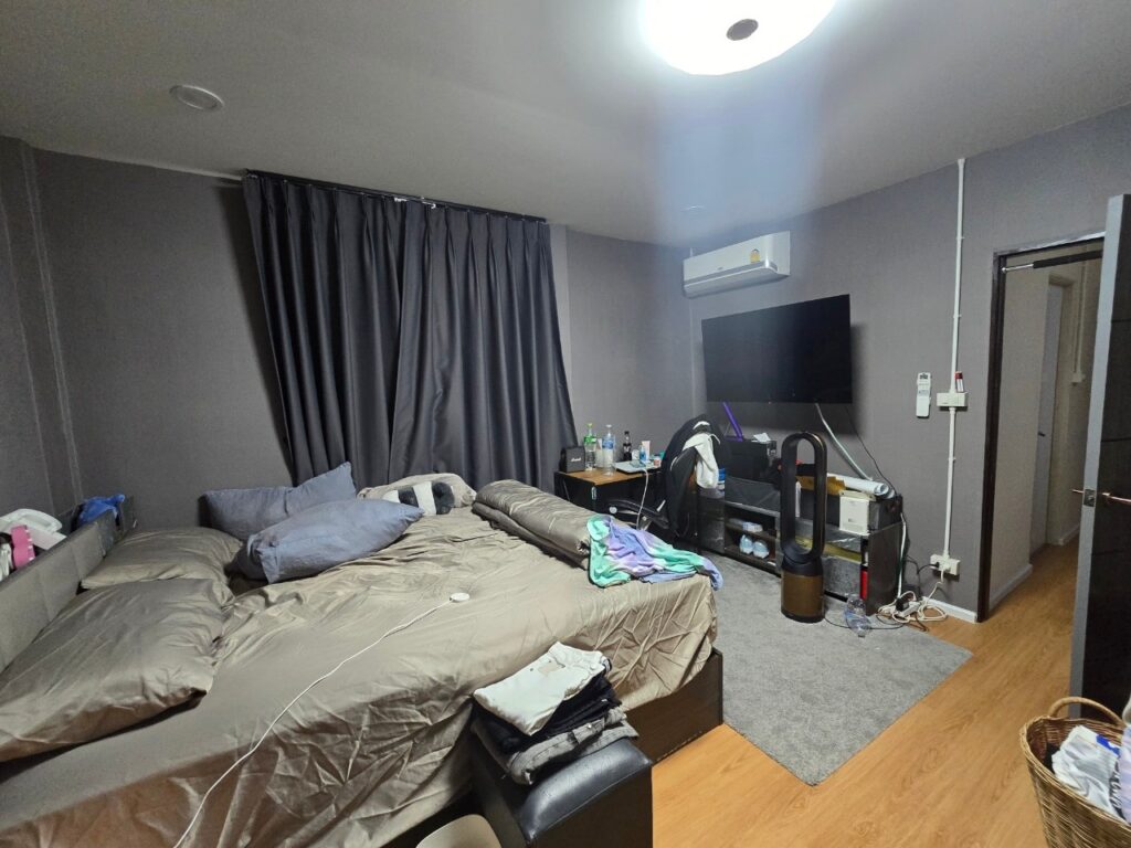 LINE_ALBUM__2411_241008_3