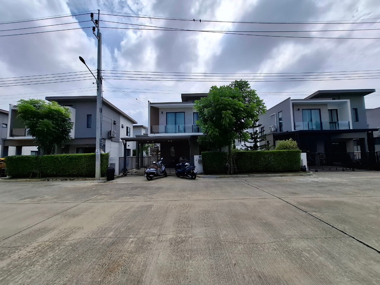รูปทรัพย์ 1