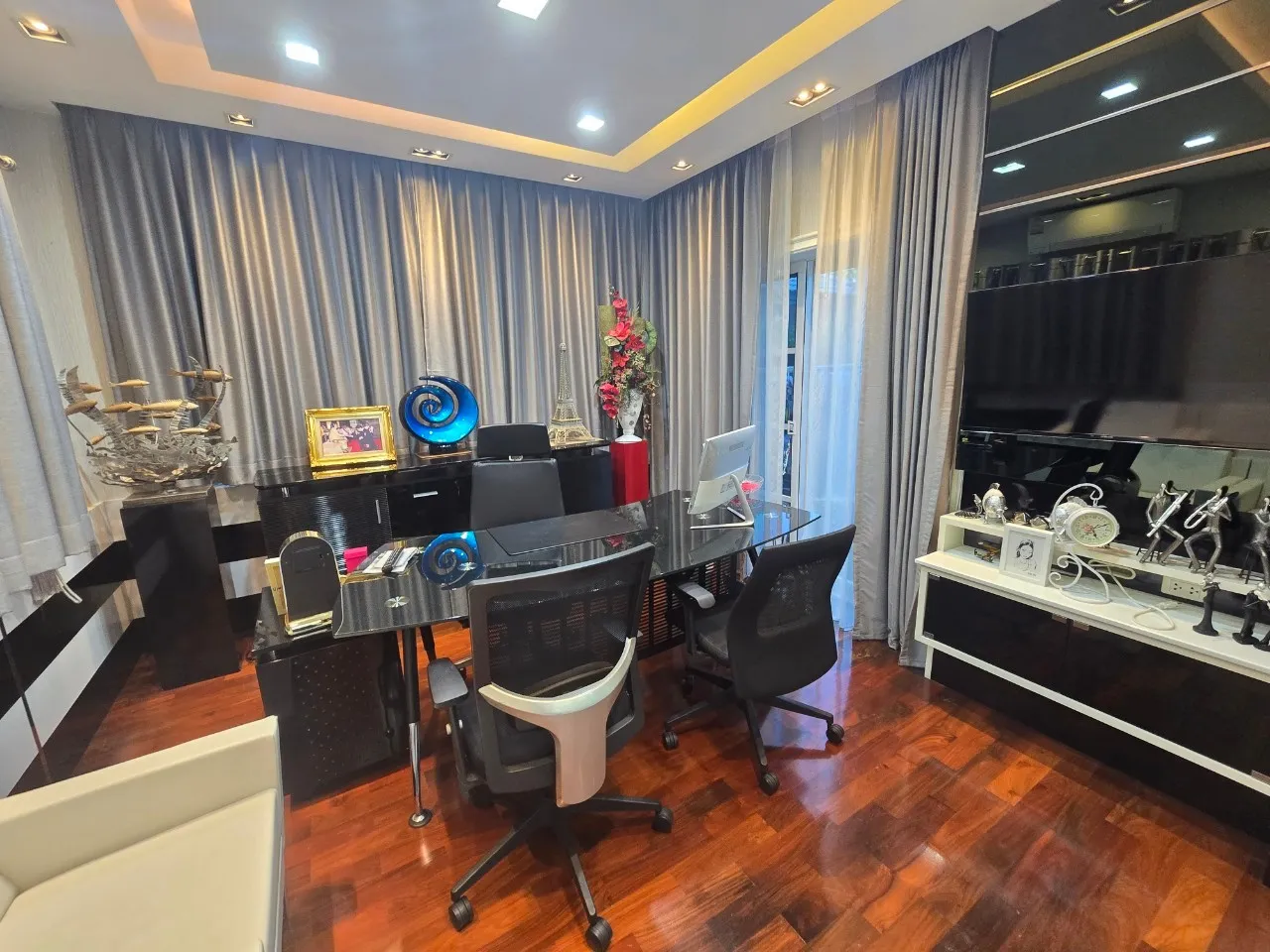รูปทรัพย์ 6