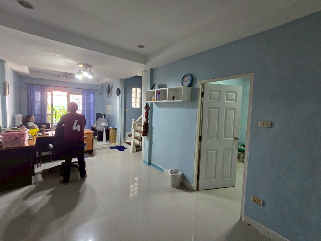 LINE_ALBUM__2887_250506_10