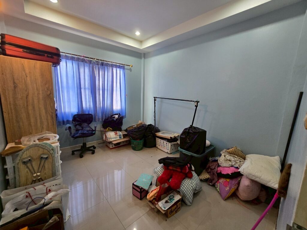 LINE_ALBUM__2887_250506_3