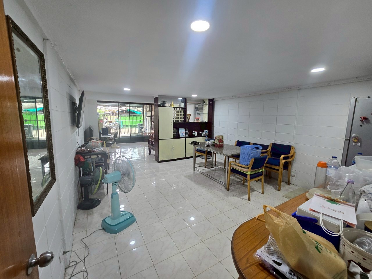 รูปทรัพย์ 4