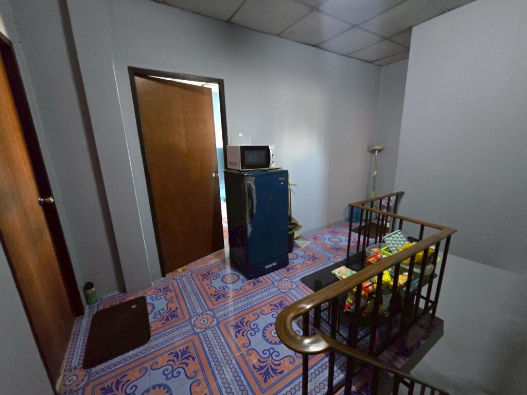 LINE_ALBUM__2904_250508_10