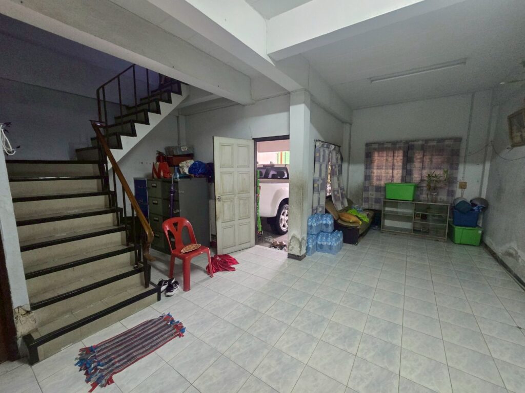 LINE_ALBUM__2904_250508_18