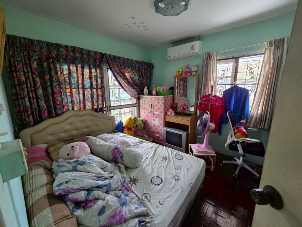 LINE_ALBUM__2943_250523_2
