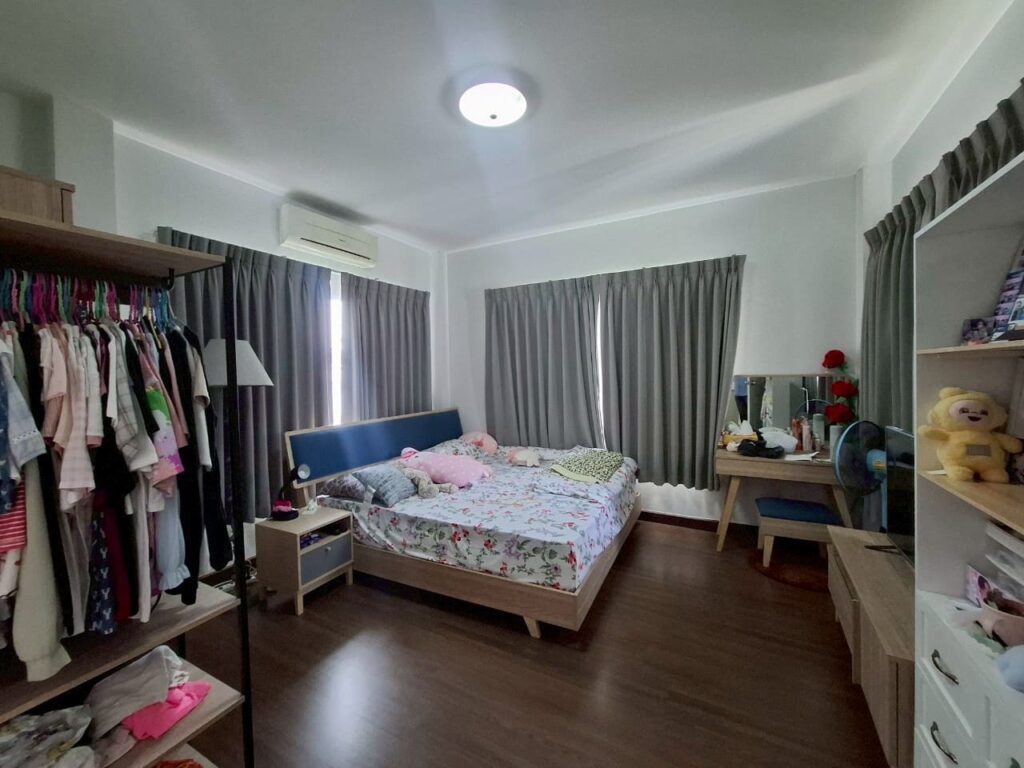 LINE_ALBUM_b_250524_10