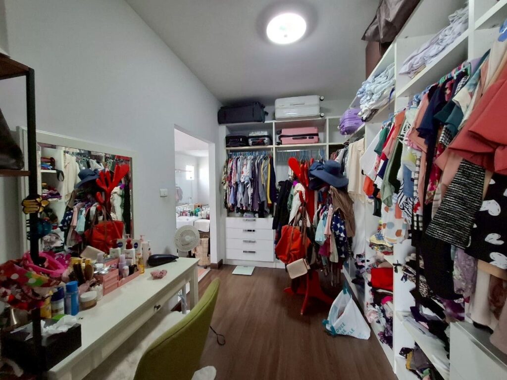 LINE_ALBUM_b_250524_5