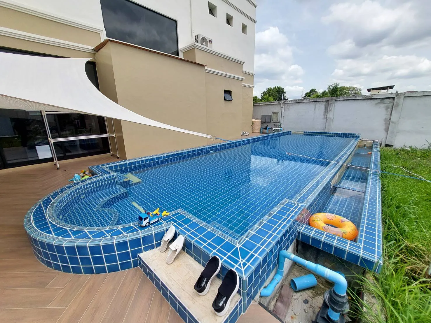 รูปทรัพย์ 4